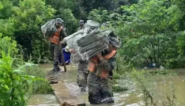 抗洪搶險 抗洪搶險