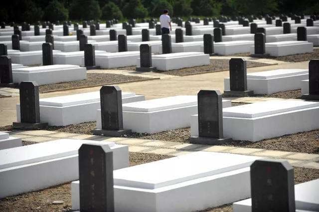 東風革命烈士陵園 東風革命烈士陵園